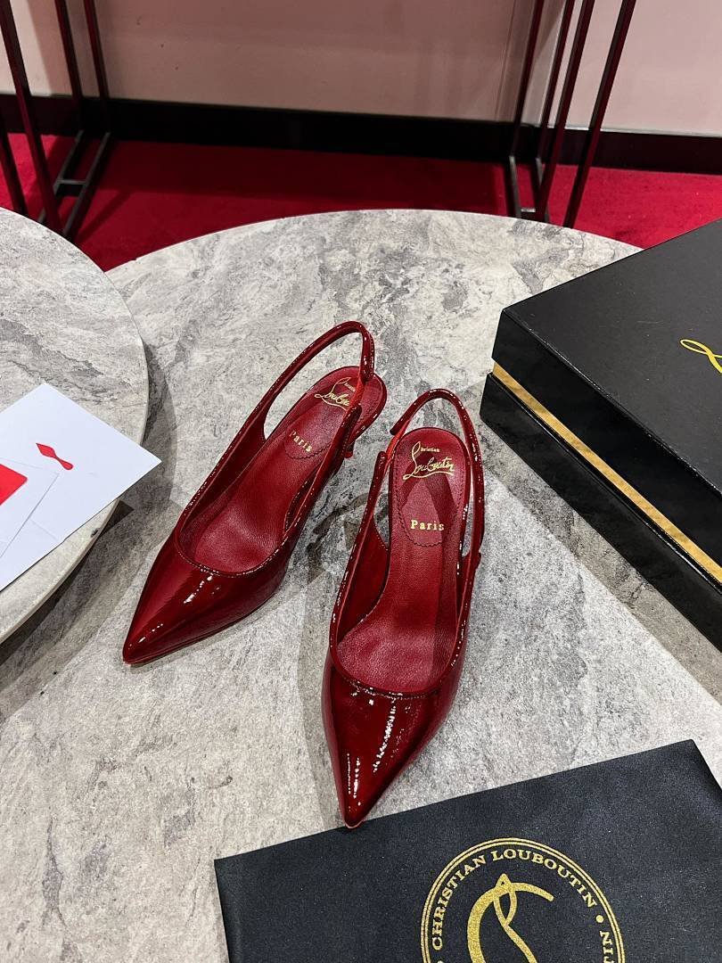 RED PATENT SLINGBACK HEELS