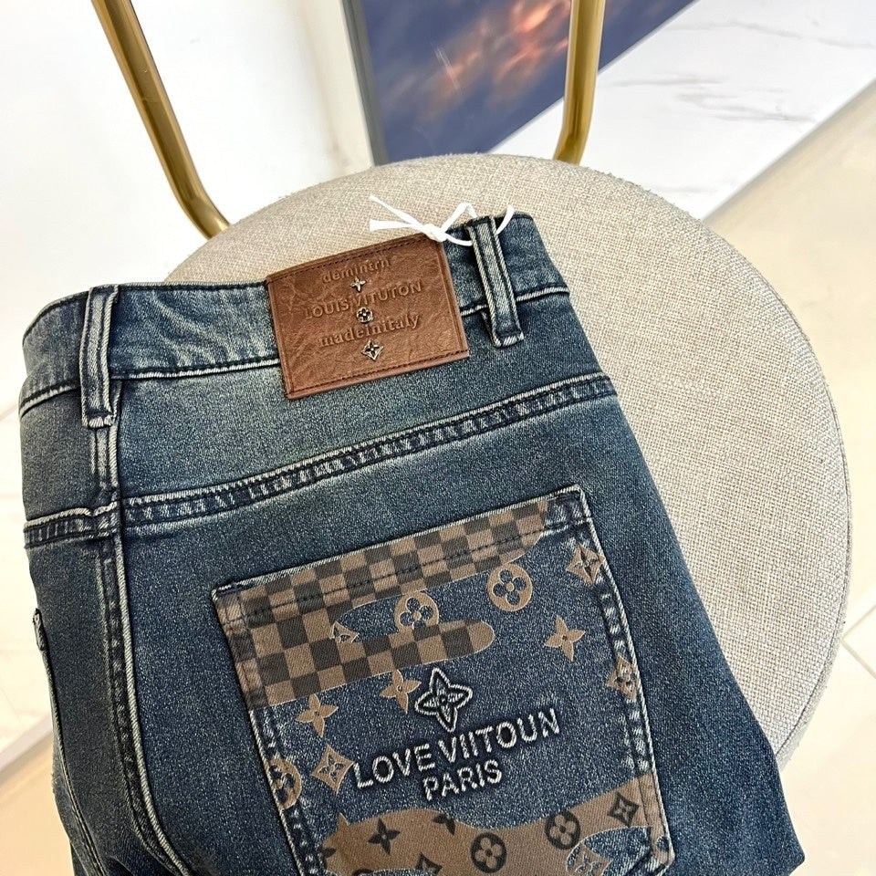 SLIM FIT WASHED DENIM JEANS