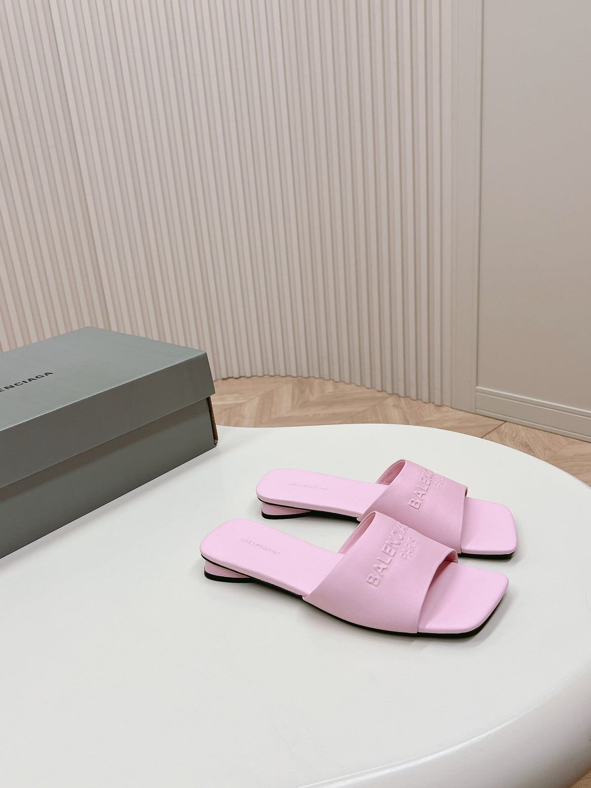 PINK MINIMAL FLAT MULES