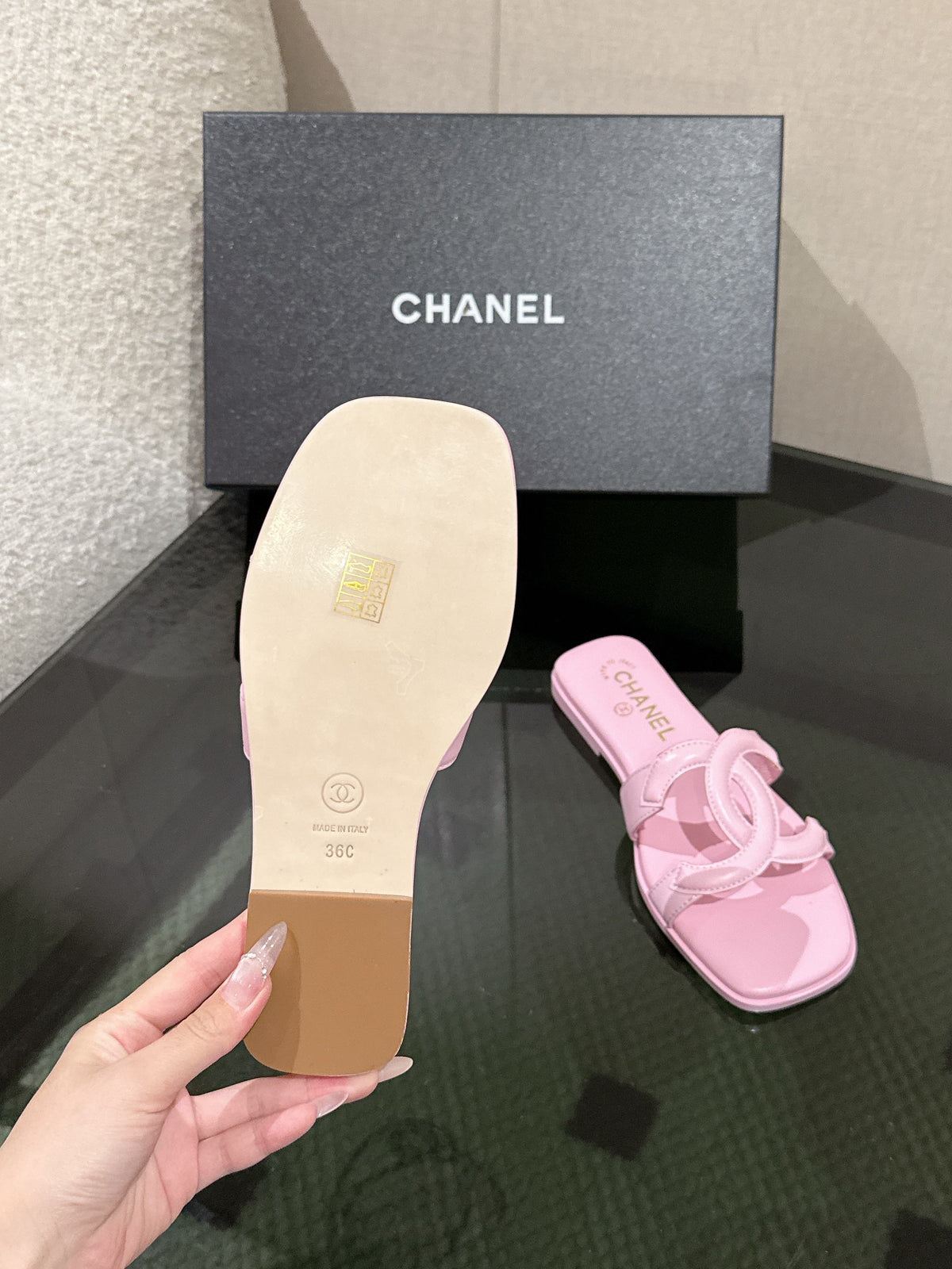 PINK MINIMALIST SLIDE SANDALS