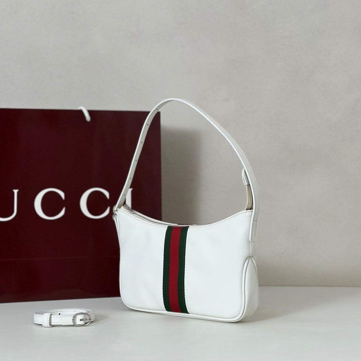 STRIPED LEATHER SHOULDER BAG – WHITE