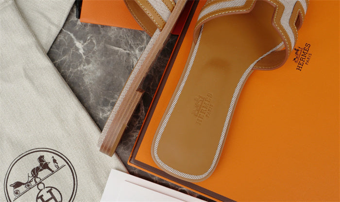 TAN CONTRAST STITCH H-CUT SLIDE SANDALS