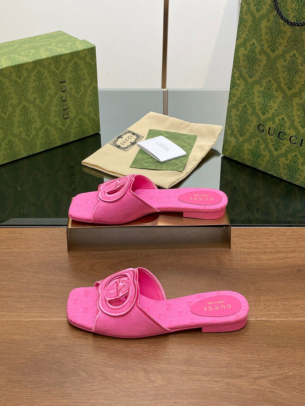 PINK EMBOSSED LOGO SLIDES