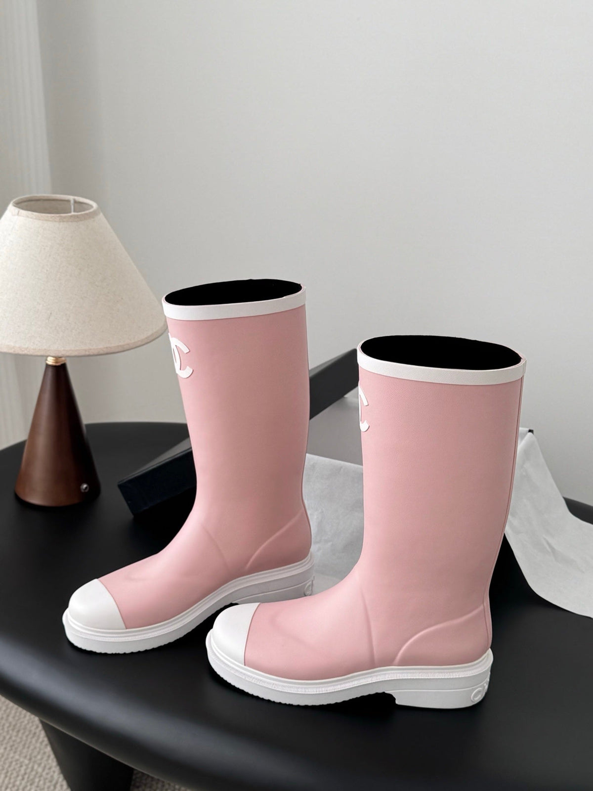 PASTEL PINK LOGO RUBBER BOOTS