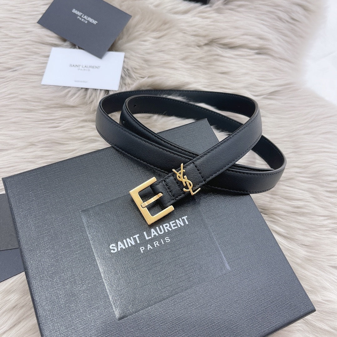 BLACK LEATHER BELT WITH GOLD-TONE LOGO BUCKLE