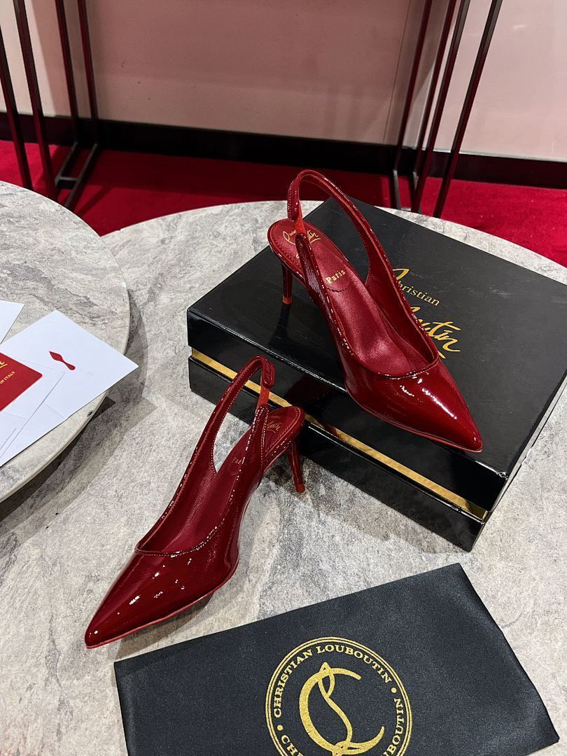 RED PATENT SLINGBACK HEELS