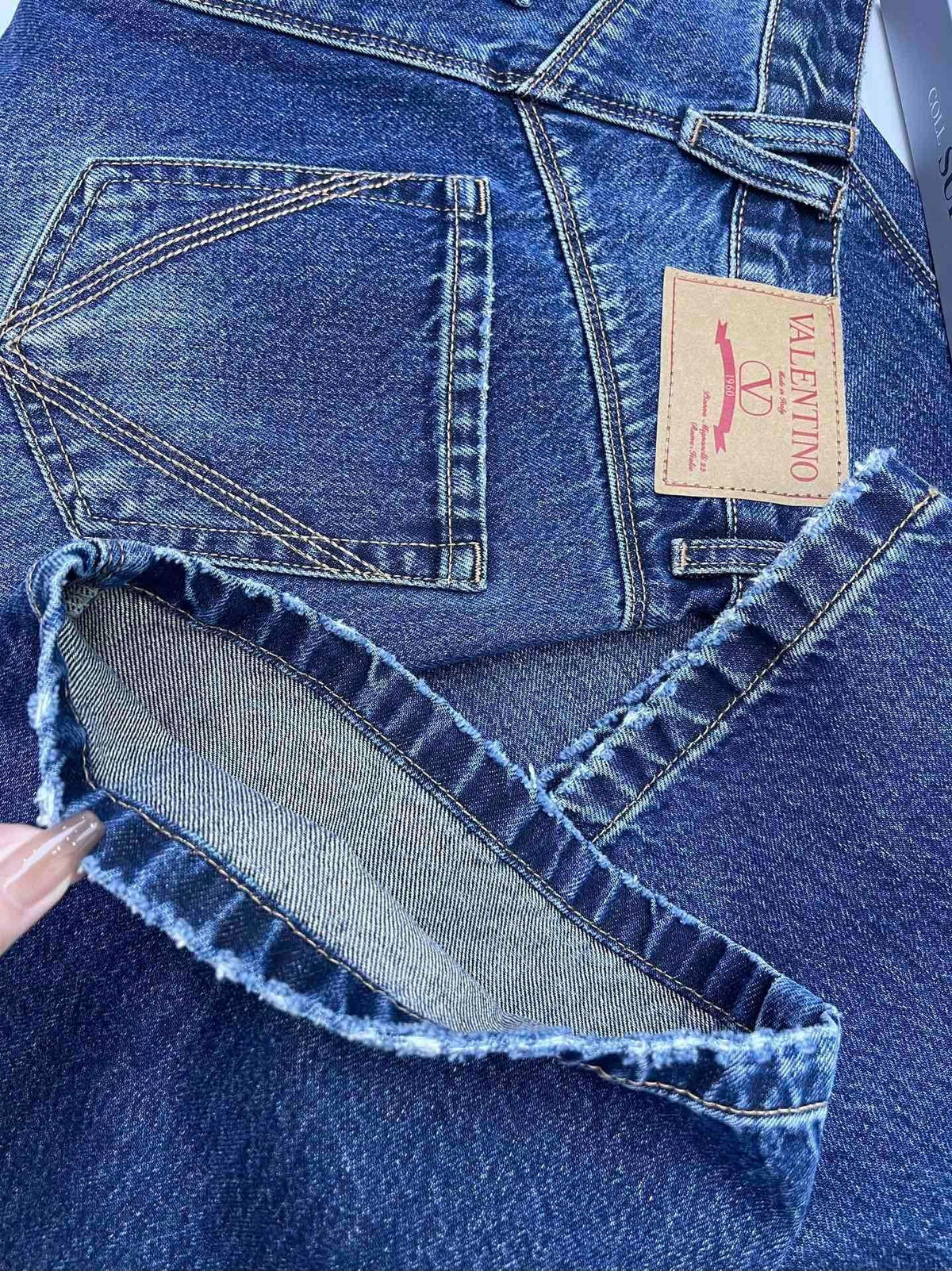 WIDE LEG VINTAGE WASH DENIM JEANS