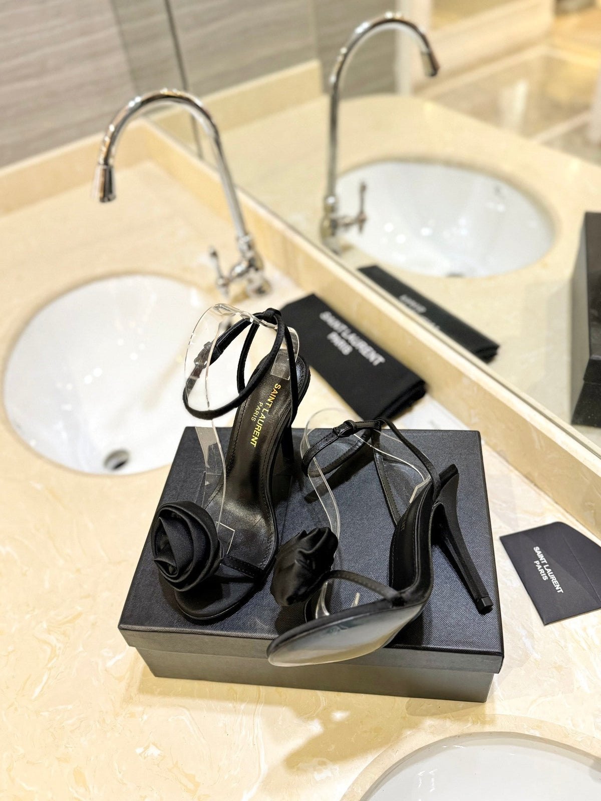 BLACK ROSE DETAIL HIGH HEEL SANDALS