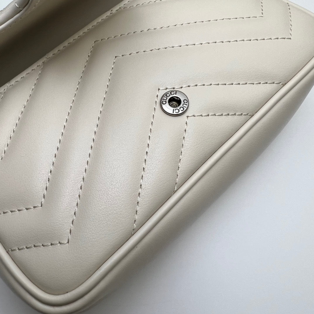 QUILTED MINI CHAIN SHOULDER BAG