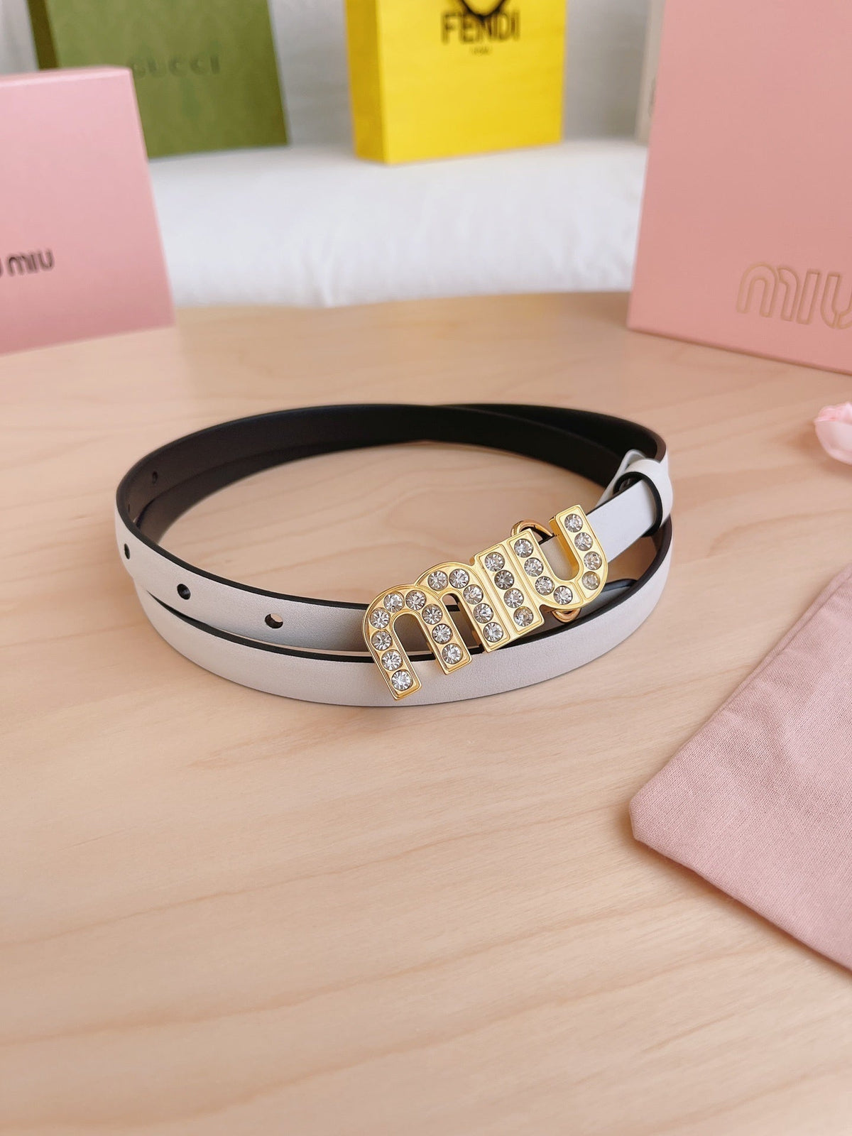 WHITE LEATHER BELT WITH CRYSTAL LETTER BUCKLE