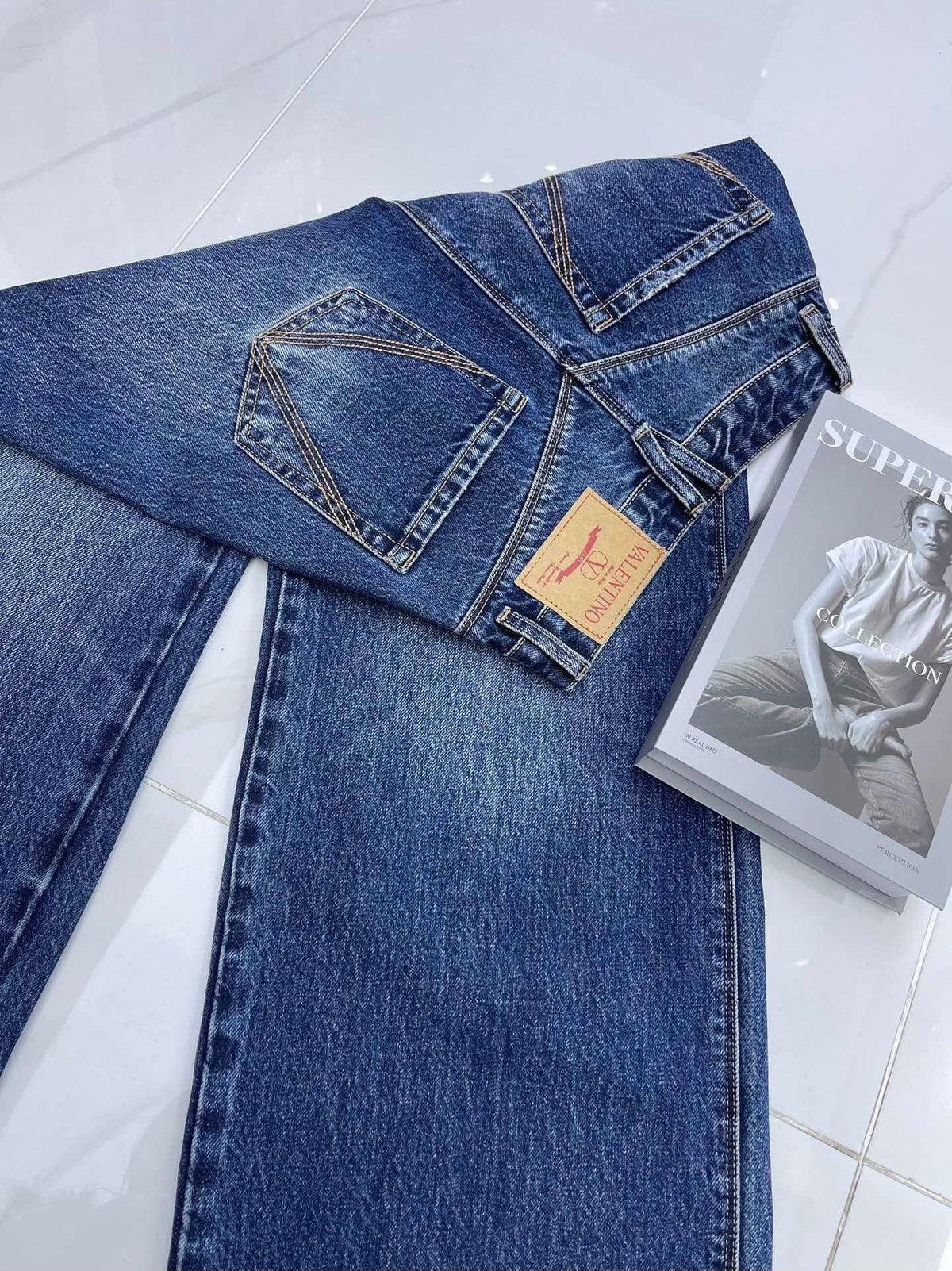 WIDE LEG VINTAGE WASH DENIM JEANS