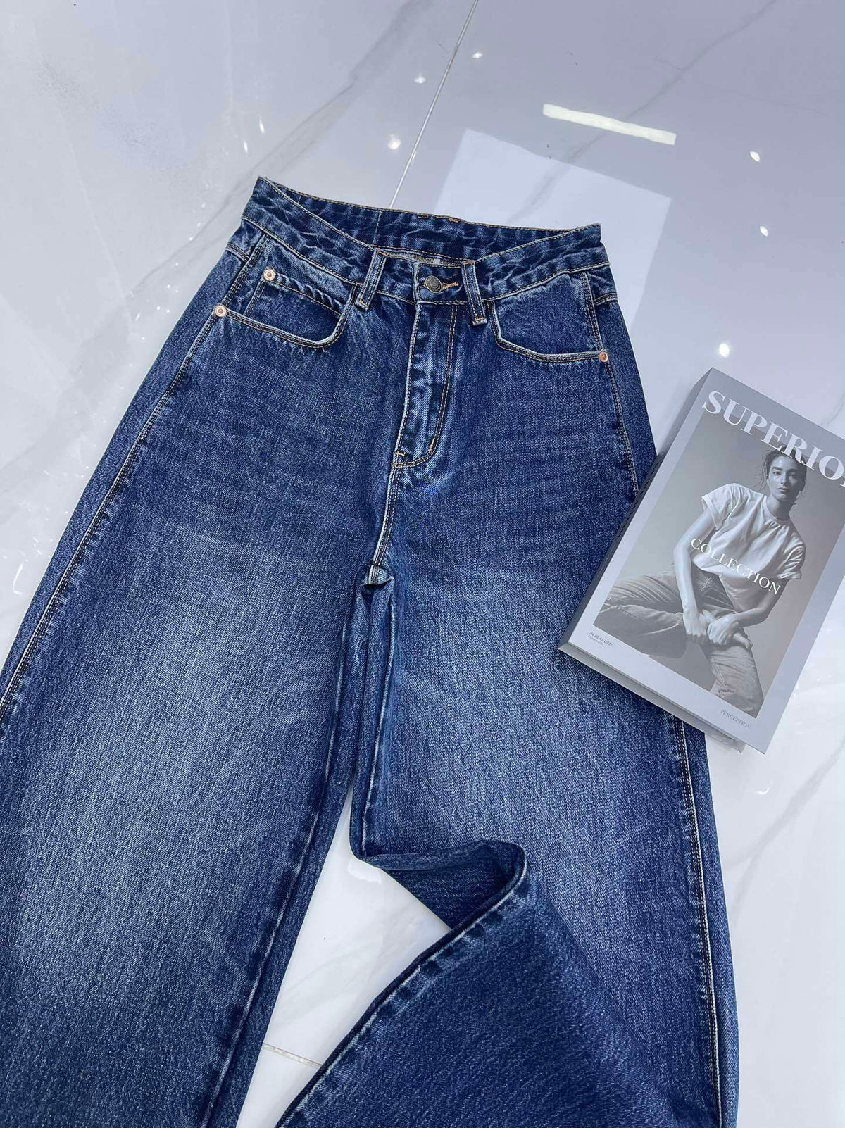 WIDE LEG VINTAGE WASH DENIM JEANS