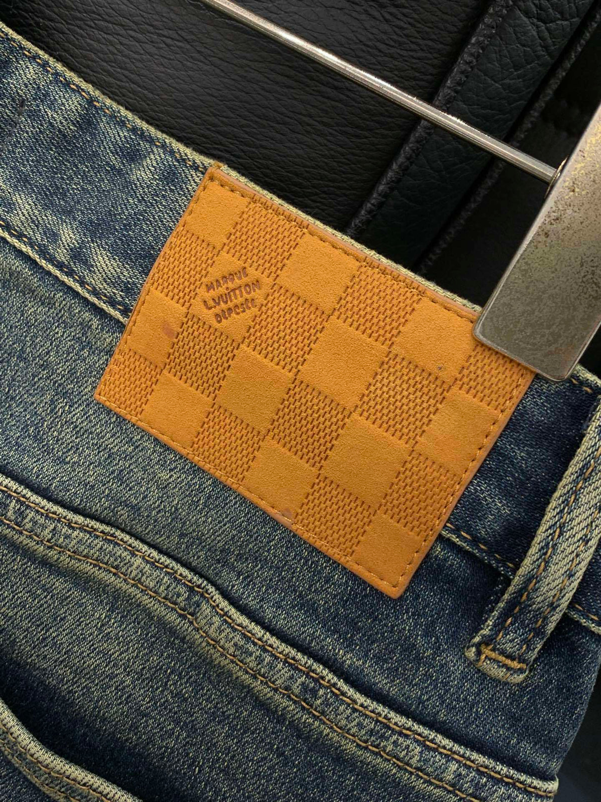 DISTRESSED SLIM-FIT GRAPHIC DENIM JEANS