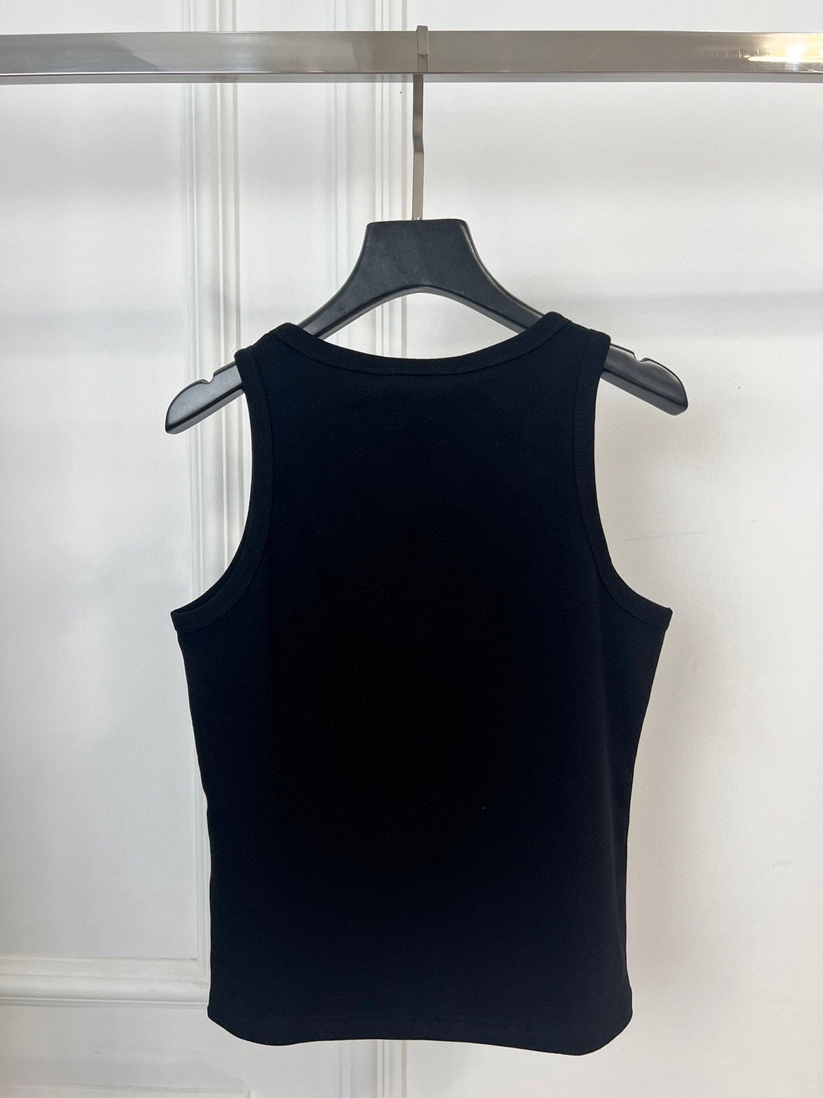 FITTED RIBBED TANK TOP