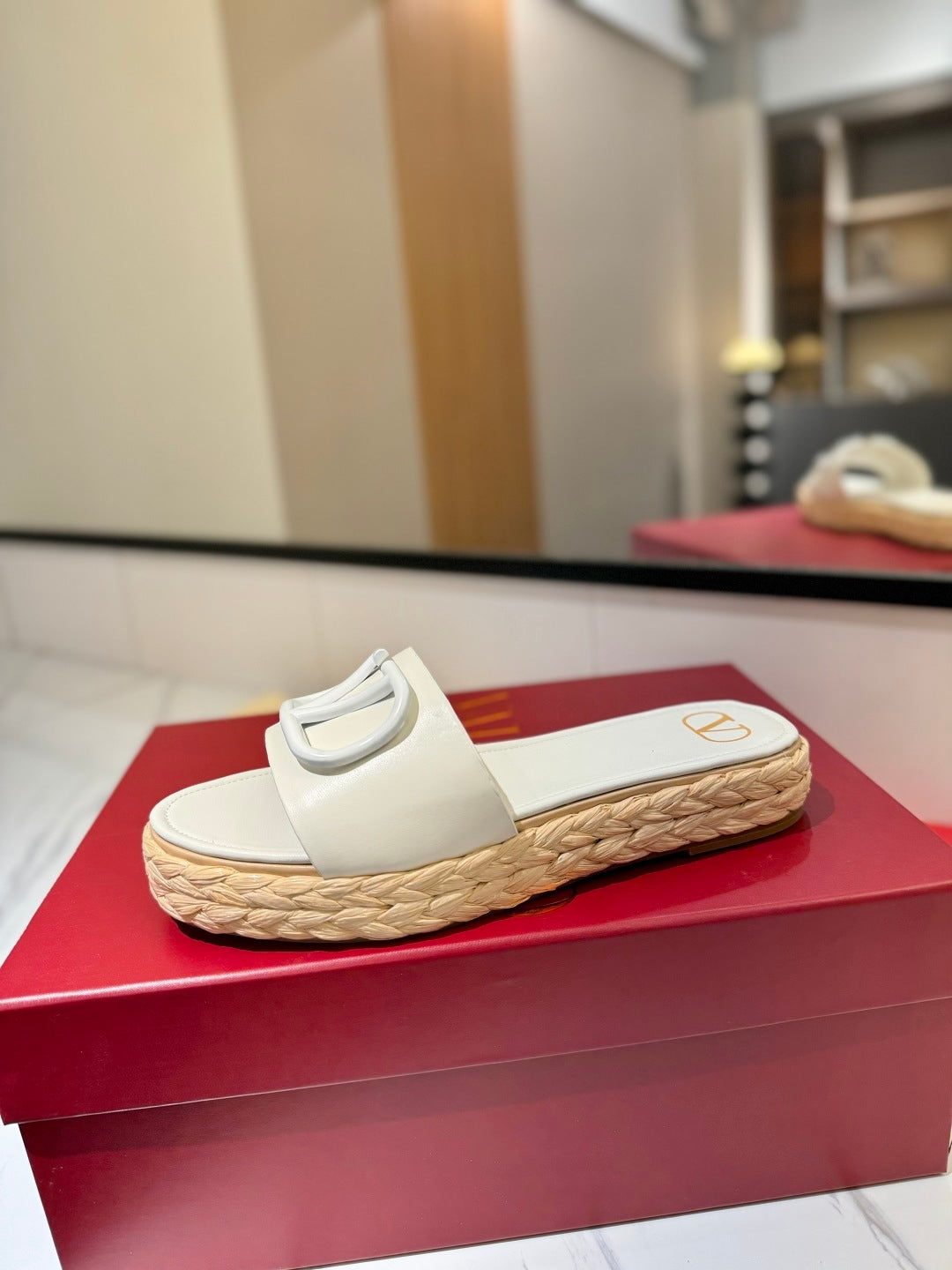 PLATFORM SLIDE SANDALS – WHITE WITH BRAIDED SOLE