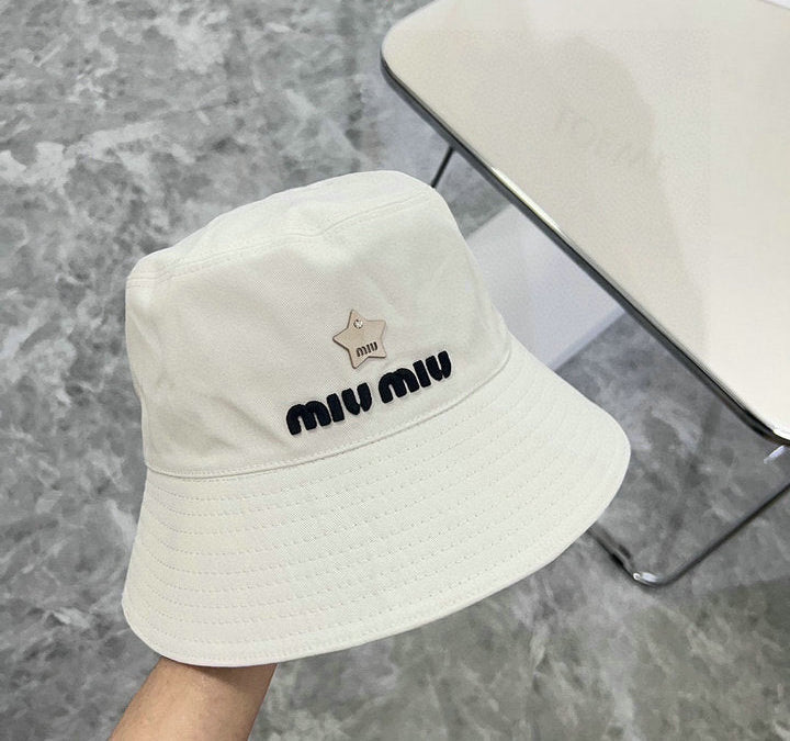 COTTON BUCKET HAT WITH FRONT EMBROIDERY