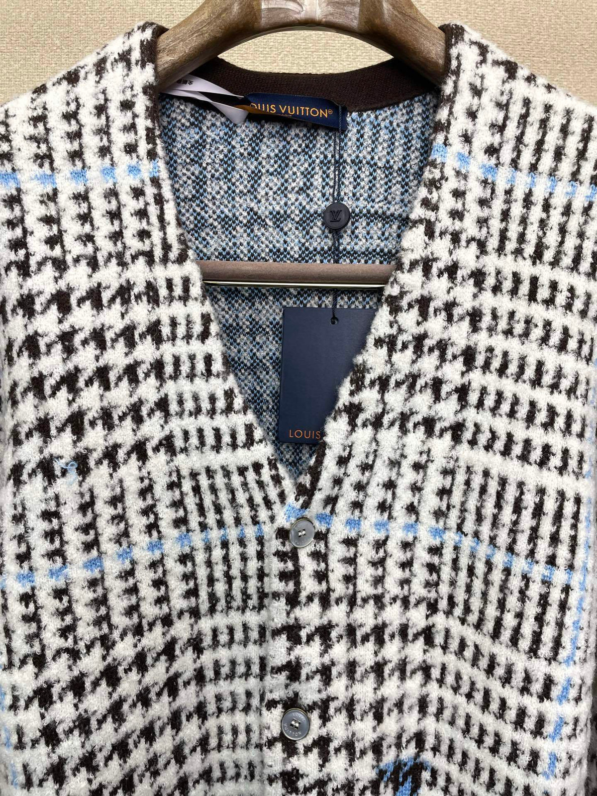 TEXTURED CHECK KNIT BUTTON CARDIGAN