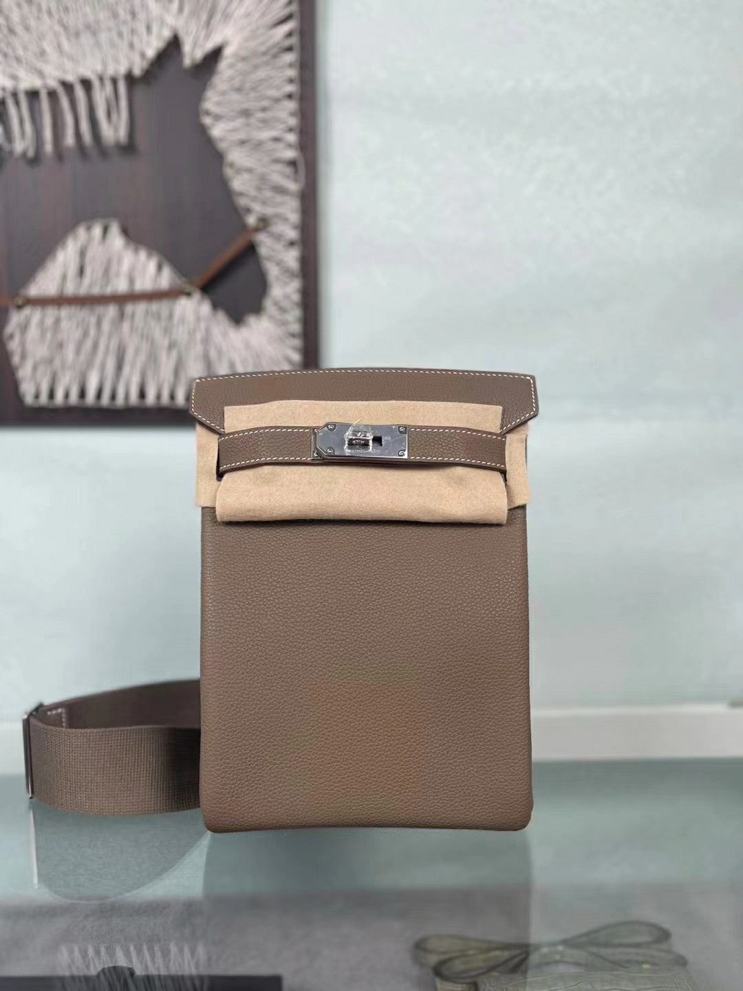 TAUPE KELLY CROSSBODY