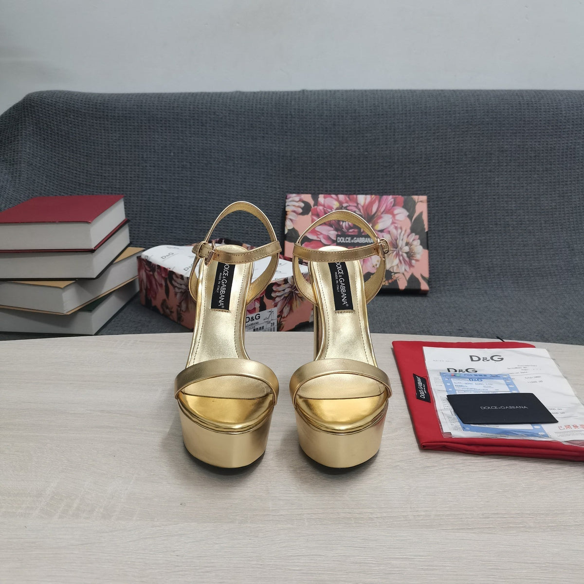 GOLD METALLIC PLATFORM STRAPPY HEEL SANDALS