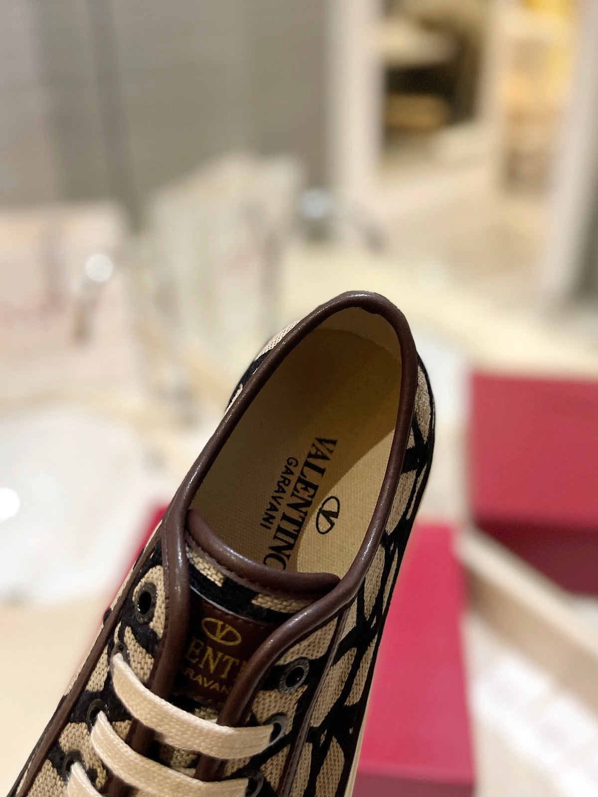 BROWN MONOGRAM LOW-TOP SNEAKERS