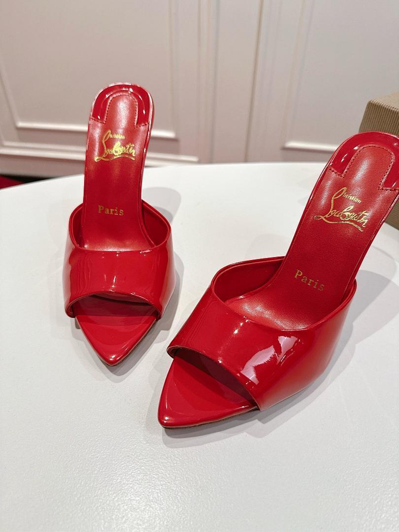 RED PATENT OPEN-TOE MULE HEELS