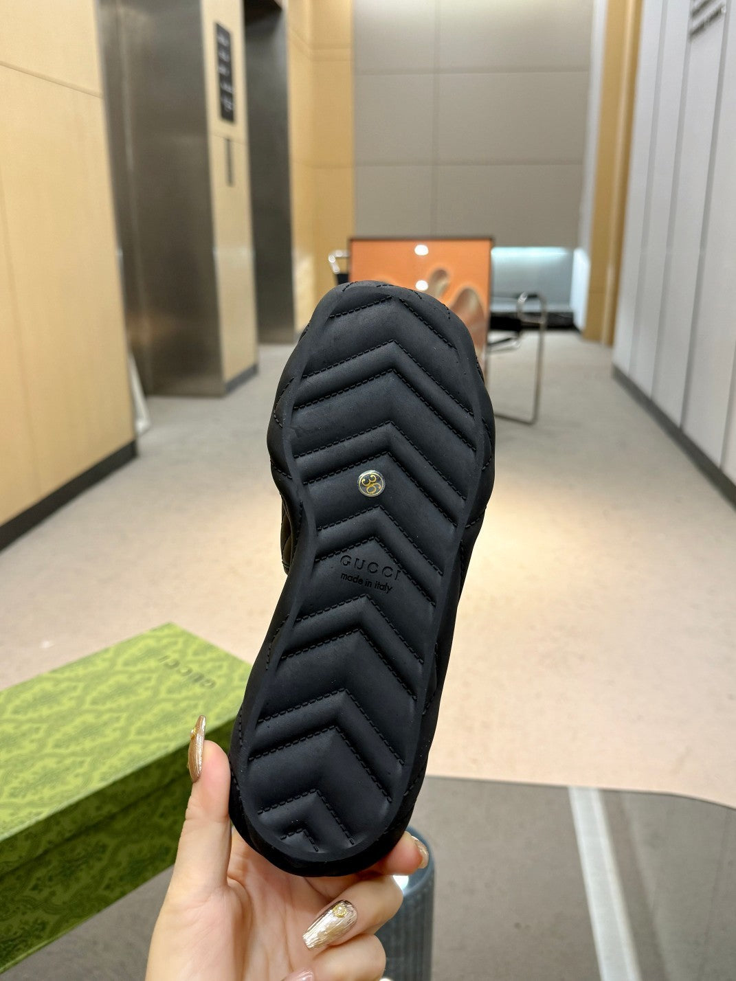 BLACK QUILTED LOGO SLIDE SANDALS