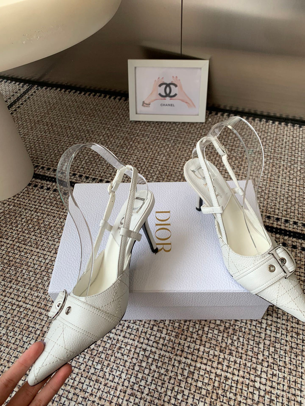 WHITE BUCKLE POINTED SLINGBACK HEELS