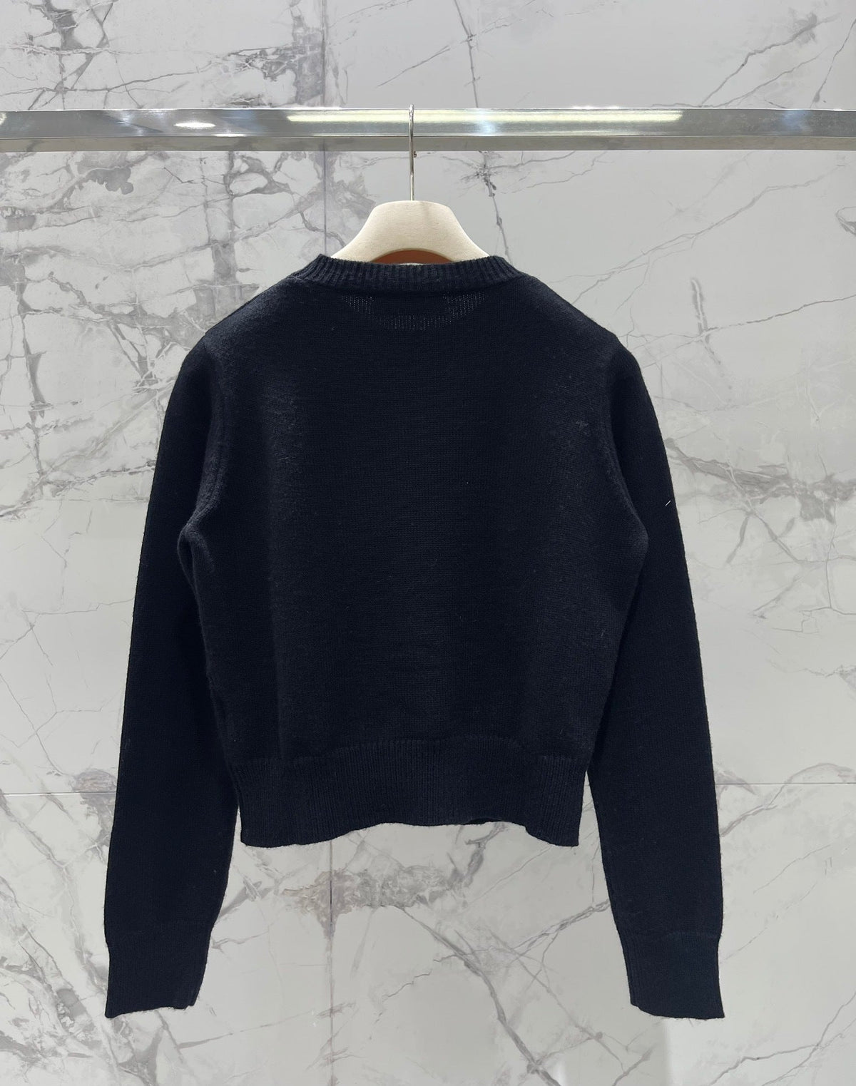 CROPPED KNIT LOGO SWEATER
