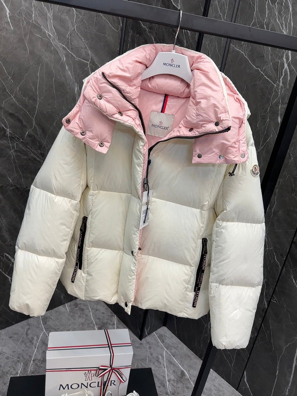 TWO-TONE HOODED QUILTED PUFFER JACKET