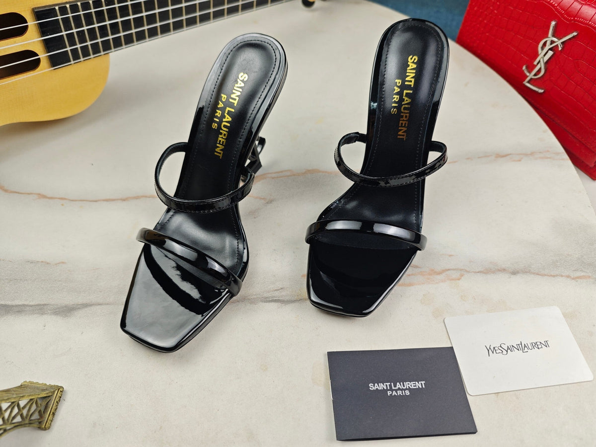 ELEGANT BLACK STRAPPY HEEL SANDALS