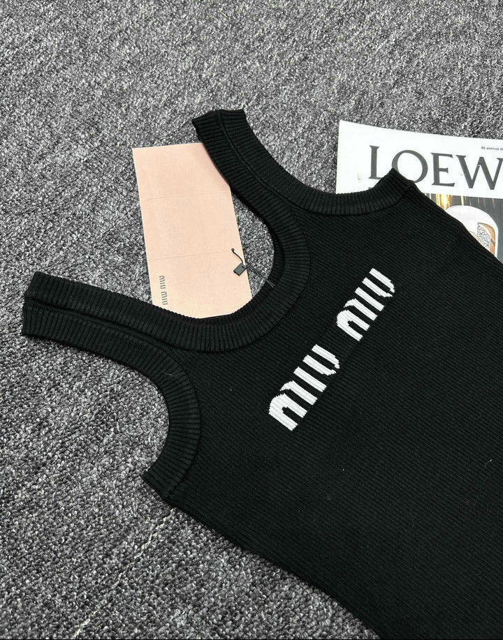 RIBBED KNIT TANK