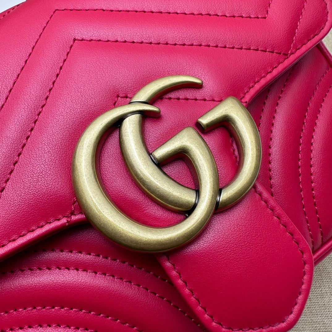 QUILTED SHOULDER BAG