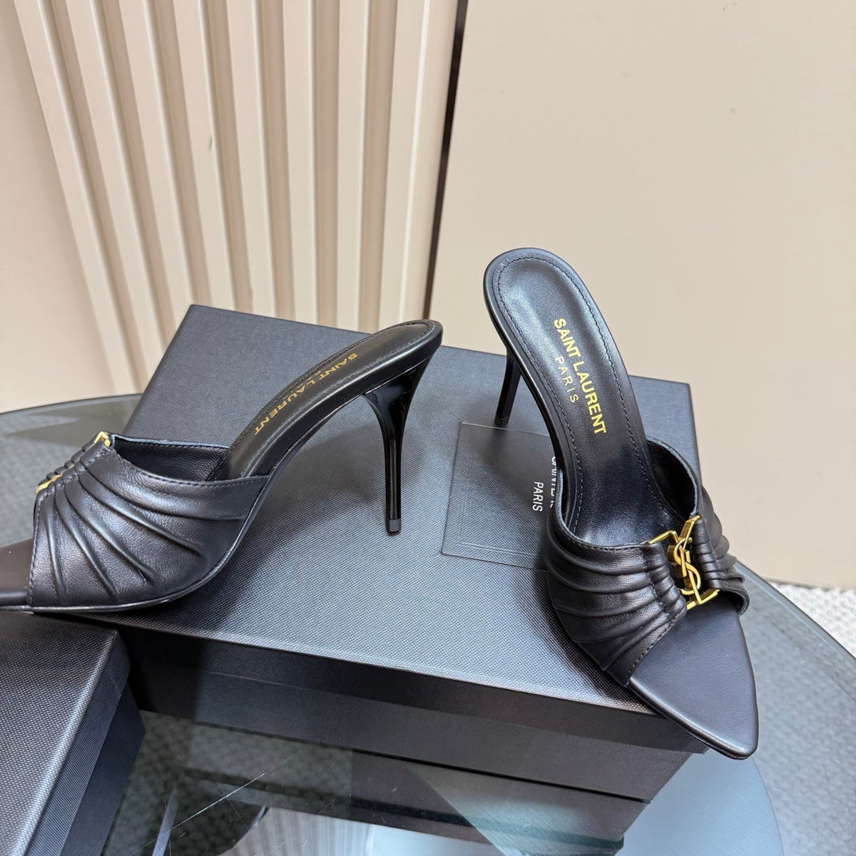 ELEGANT HEELED MULES