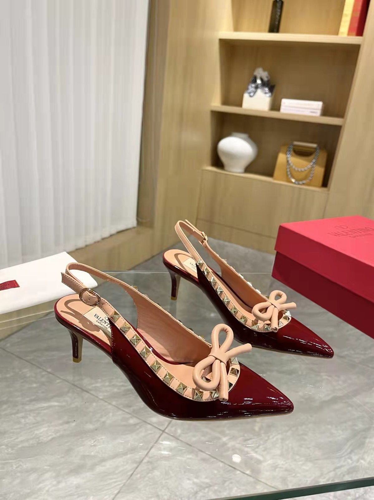 PATENT SLINGBACK HEELS WITH STUDDED TRIM & BOW DETAIL